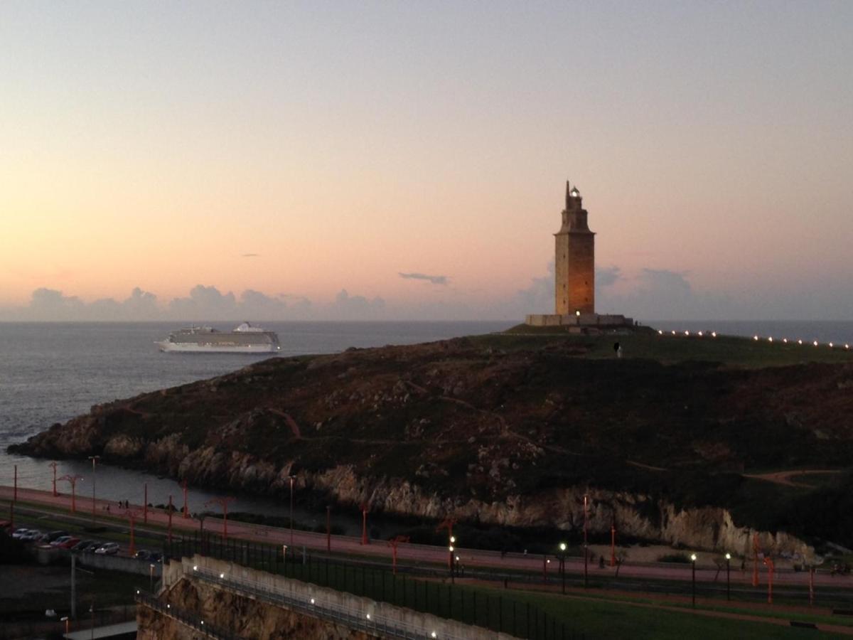 Parking, Vistas Al Mar Y Tres * A Coruna